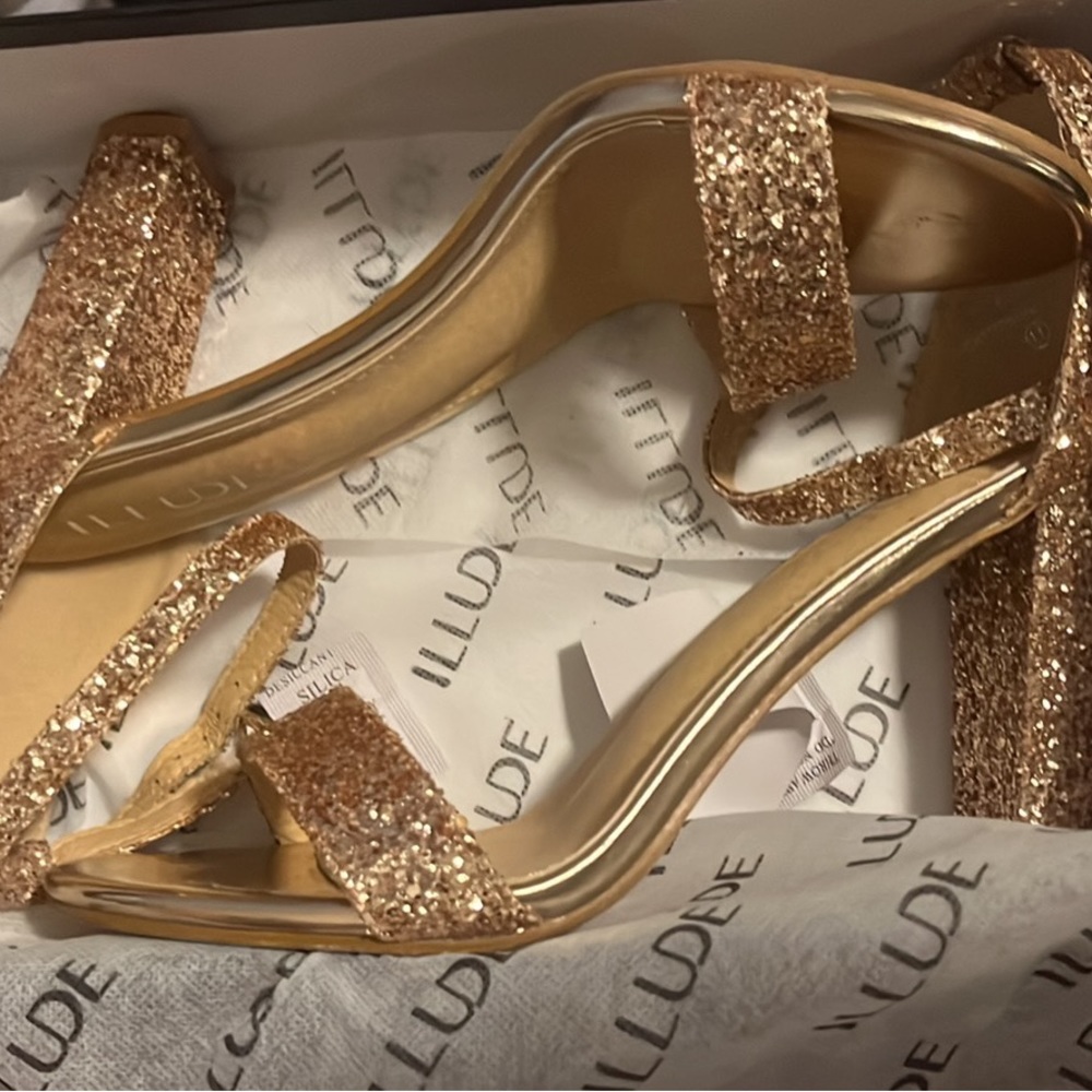 Illude Champagne Glitter Heels